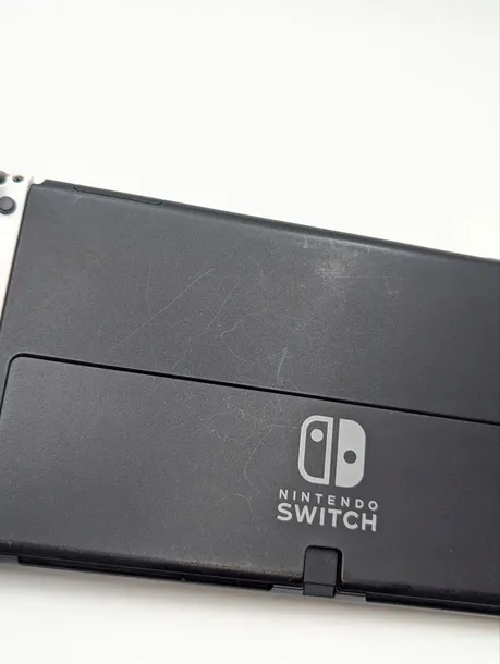 konsola-nintendo-switch-oled-64-gb-bialy-kolor-bialy