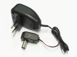 zasilacz-antenowy-12v-100ma-100uf