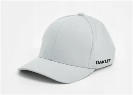 czapka-z-daszkiem-oakley-popielata-z-logo