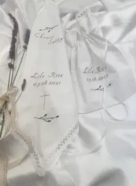 haftowana-szatka-do-chrztu-woreczek