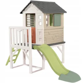 domek-na-palach-ze-zjezdzalnia-dla-dzieci-z-oknem-plac-zabaw