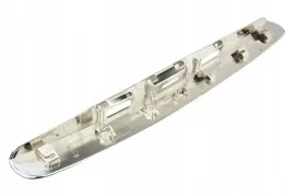 uchwyt-listwy-klapy-bagaznika-nty-ezc-ns-004c