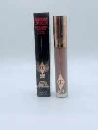 charlotte-tilbury-airbrush-flawless-lip-blur-pomadka-do-ust-w-plynie-pill