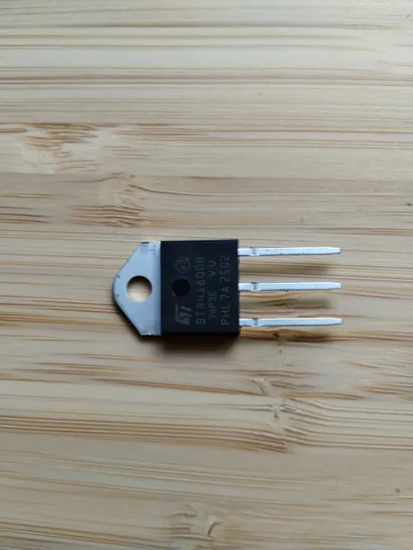 triak-bta41-800b-40a-800v-to-247-producent-stmicroelectronics