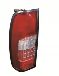 lampa-tyl-l-kolor-kierunkowskazu-bialy-kolor-szkla-czerwony-nissan-pick