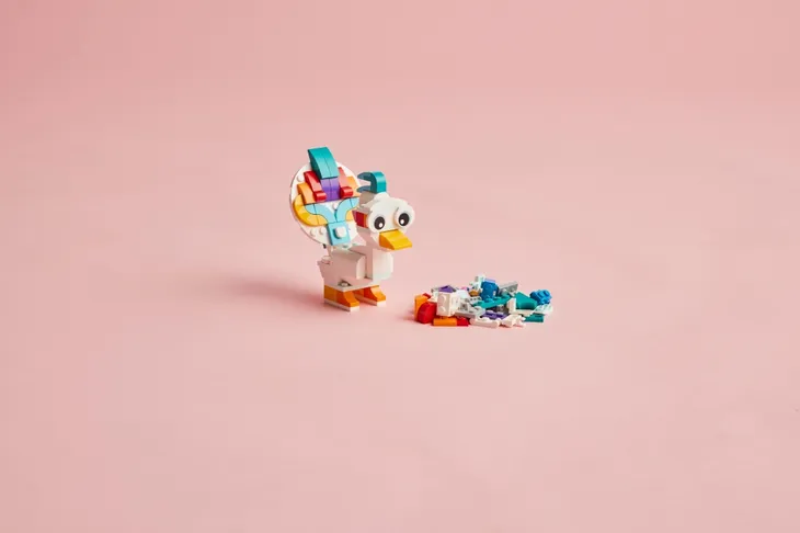 lego-creator-magiczny-jednorozec-31140-stan-nowy-wiek-dziecka-7-lat