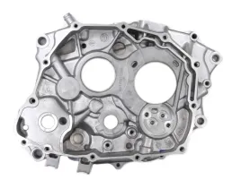 karter-prawy-benzer-aston-125-srebrny