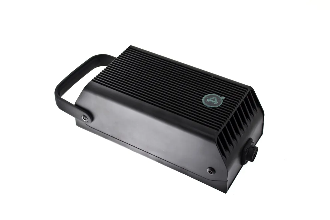 ladowarka-niu-mqi-gt-900w-stan-nowy