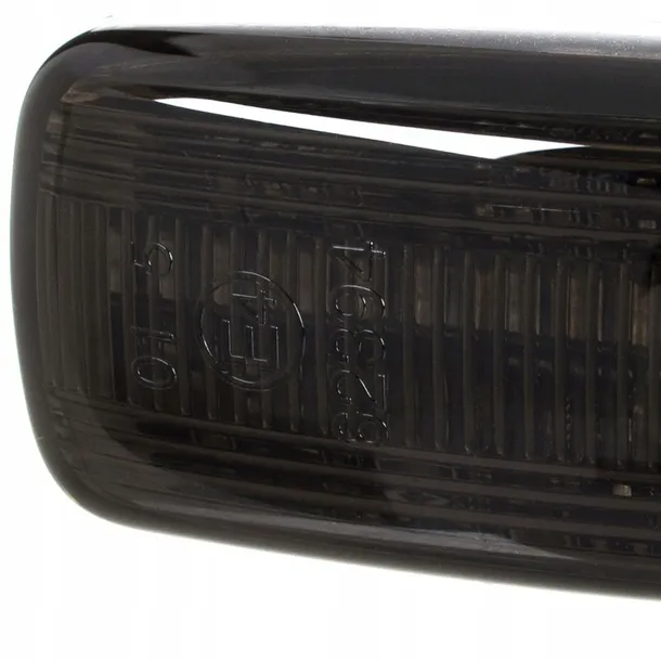 kierunkowskazy-led-dynamiczne-do-audi-a3-8l-a4-b5-strona-zabudowy-lewe-boczne-prawe-boczne