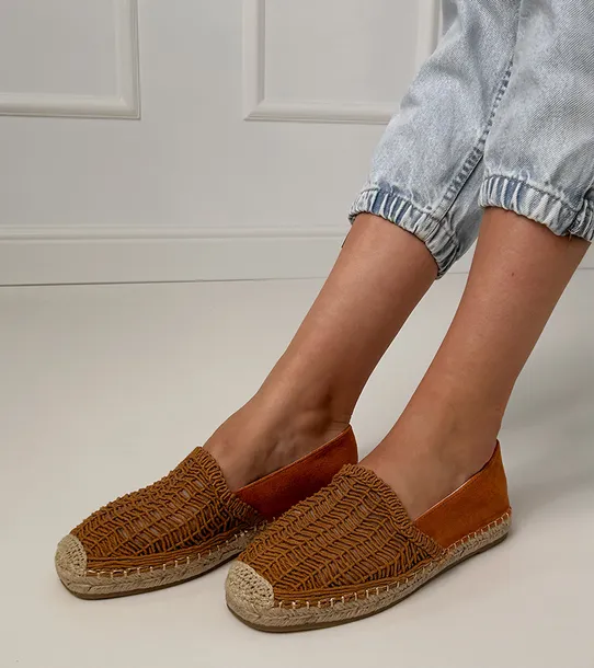 brazowe-espadryle-azurowe-na-platformie-plevis-marka-bez-marki