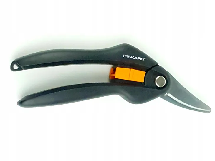 fiskars-nozyce-sp27-do-kabli-pcv-blachy-1000570-dlugosc-robocza-21-cm