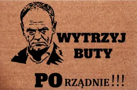 wycieraczka-pod-drzwi-wejsciowa-wytrzyj-buty-porzadnie-smieszny-prezent