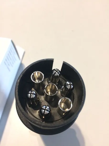 wtyczka-do-gniazda-haka-7-pin-numer-katalogowy-producenta-767039