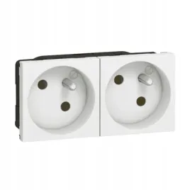 legrand-gniazdo-podwojne-z-uziemieniem-16a-250v-zaciski-automatyczne-077142