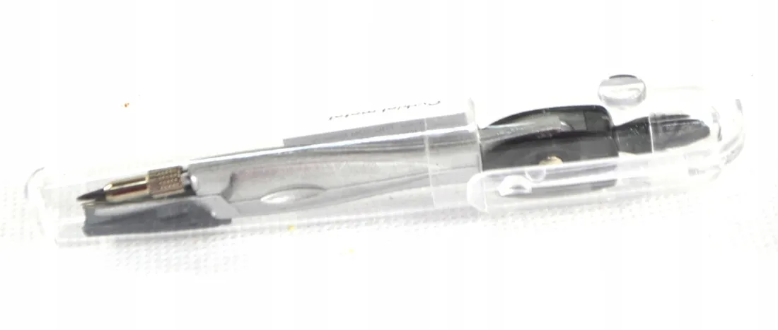 cyrkiel-penword-mf922843