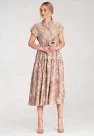 elegancka-sukienka-ze-stojka-w-kwiaty-brazowa-sukienka-m1180-r-uni