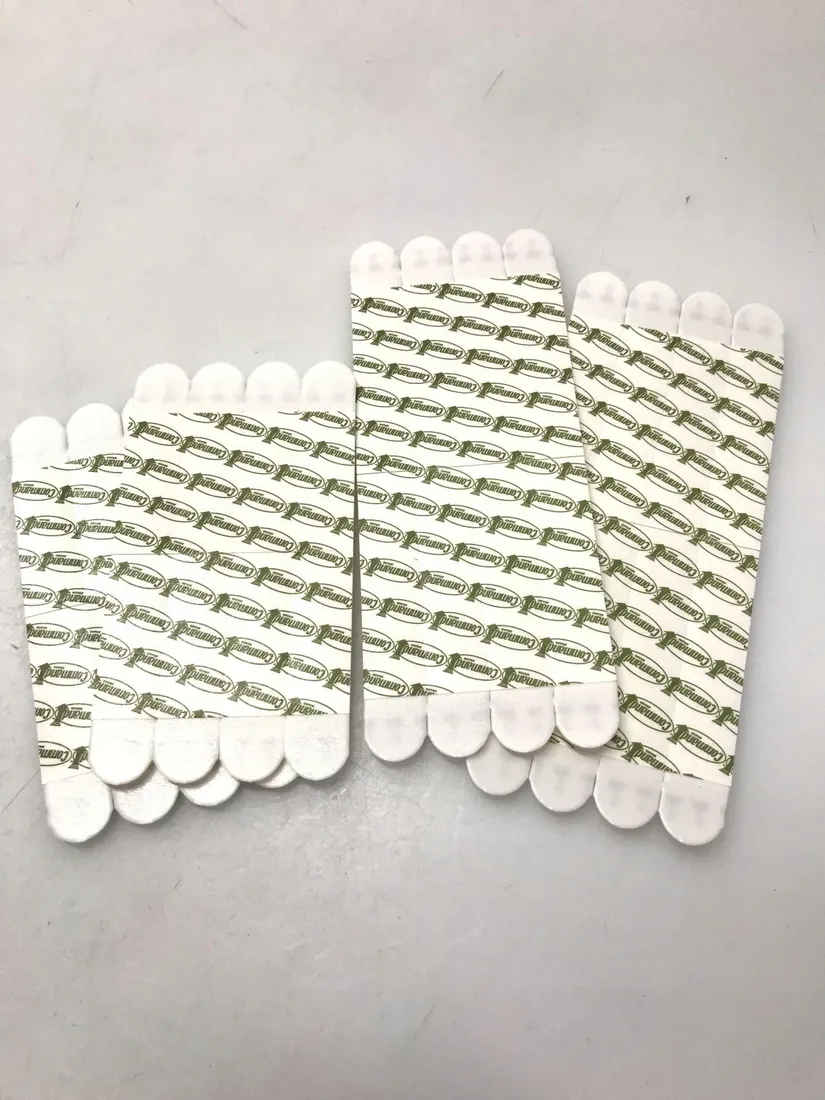 command-paski-montazowe-do-obrazow-stan-powystawowy