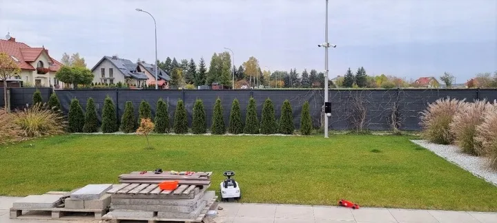 siatka-cieniujaca-95percent-oslona-15x25m-antracyt-maskujaca-na-ogrodzenie-plot-stan-nowy