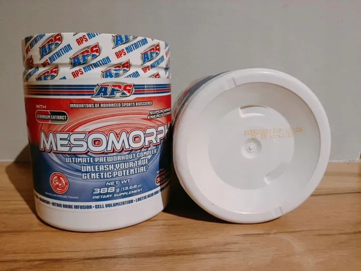 aps-mesomorph-v4-388g-mocna-przedtreningowka