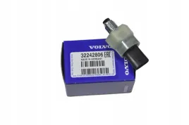 volvo-c30-c70-s40-v50-czujnik-cisnienia-oleju-24d
