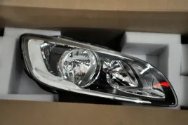 volvo-s60-lift-prawa-lampa-reflektor-eur-nowa-oryg-31420116