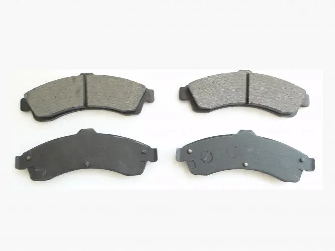 klocki-ceramic-przod-chevrolet-ssr-2003-2006