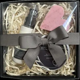 zestaw-prezentowy-miod-propolis-kosmetyki-mydelko-prezent