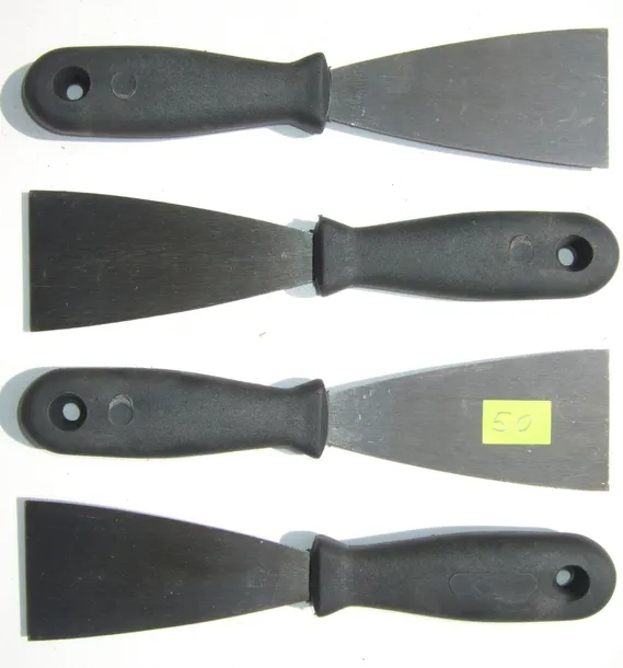 szpachla-malarska-125-mm-waga-z-opakowaniem-0-5-kg