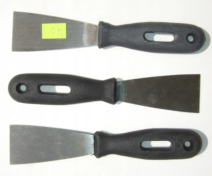szpachla-malarska-125-mm-stan-nowy-waga-0-4-kg