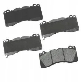 klocki-hamulcowe-przod-ford-mustang-16-20-cerami
