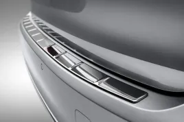 volvo-v60cc-ii-listwa-nierdzewna-ochronna-zderzak-tyl