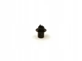 volvo-s60-v70-xc70-spinka-wewn-trojkat-lusterka-oe-9151566