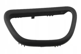 volvo-s80-prawa-ramka-prawej-klamki-wewn-przod-tyl-30784732