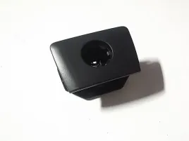 volvo-xc90-klamka-przycisk-schowka-pasazera-oe-30643013