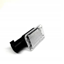volvo-c30-c70-s40-v50-lampka-oswietlenia-kabiny-oe-30722729