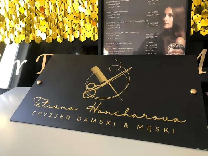 szyld-reklamowy-dibond-material-wykonania-metal