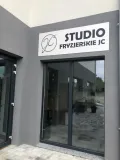 szyld-reklamowy-dibond-stan-nowy-rodzaj-tablicy-naklejane