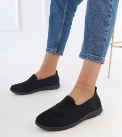 czarne-damskie-tenisowki-saris