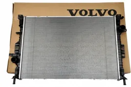 volvo-s60-v60-xc60-chlodnica-wody-20d-24d-oe