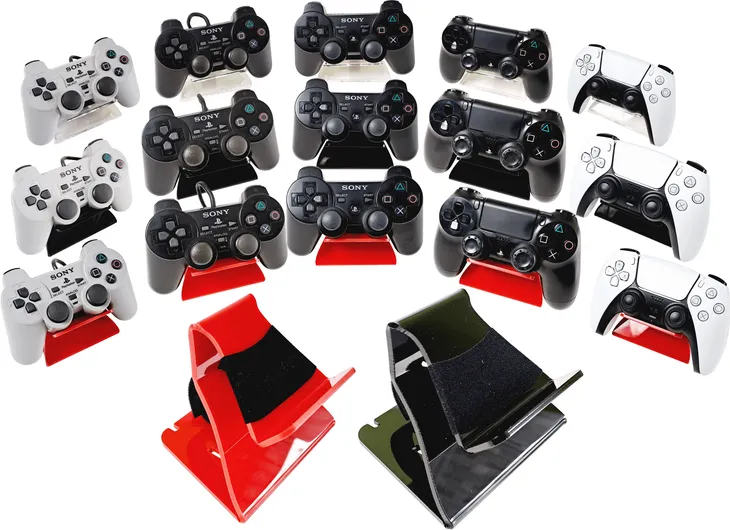 stojaczek-na-pady-dualshock-produkt-wprowadzony-do-obrotu-na-terenie-ue-przed-13-12-2024-tak