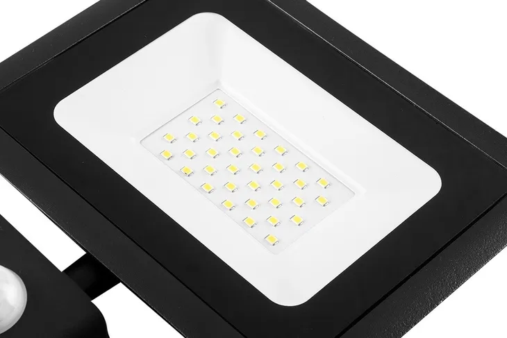 reflektor-smd-100w-8000-lm-230v-stopien-ochrony-ip-ip65