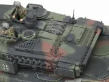 czolg-leopard-2a7v-model-35387-tamiya-produkt-wprowadzony-do-obrotu-na-terenie-ue-przed-13-12-2024-tak
