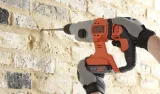 black-decker-mlotowiertarka-18v-bcd900b-12j-zasilanie-akumulatorowe