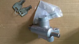 zamek-blokada-kola-piaggio-vespa-pk-125