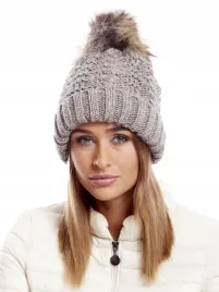 ciepla-wygodna-czapka-zimowa-damska-beanie-z-pomponem