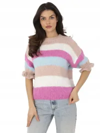 delikatny-wygodny-sweter-damski-z-falbankami-przy-rekawach