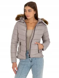 kurtka-damska-pikowana-z-kapturem-2xl