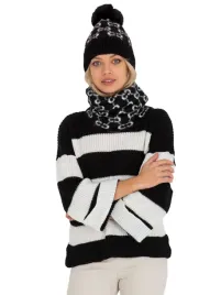 ciepla-czapka-zimowa-damska-z-pomponem-beanie