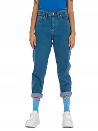 jeansowe-spodnie-damskie-mom-jeans-30