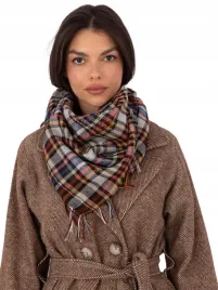 damska-chusta-arafatka-z-fredzlami